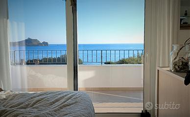 Panoramico con terrazza a 50mt dalla spiaggia