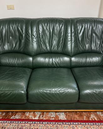 Divano 3 posti in vera pelle verde scuro – stile c