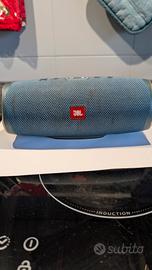 JBL Charge 4