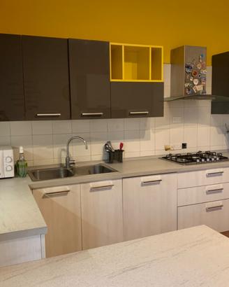 Cucina ad angolo  ! Già smontata.