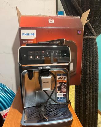 Philips Serie 3300 Macchina caffè automatica nuova