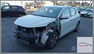 DACIA SANDERO 3a serie per ricambi