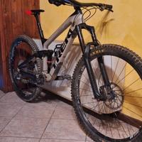 trek slash 9.7 taglia L 