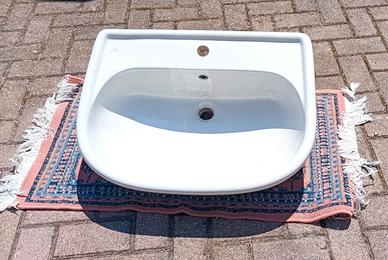 Lavabo lavandino