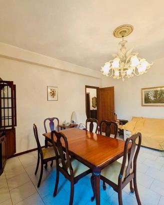 Appartamento di 90 m² con 3 locali e box auto a Ve