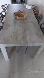 Tavolo da pranzo allungabile effetto cemento