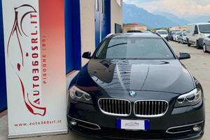 BMW 530 d xDrive Touring Luxury TETTO PANORAMIC