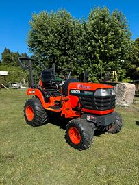 Trattorino Kubota BX2200 + Pala Frontale Con Benna