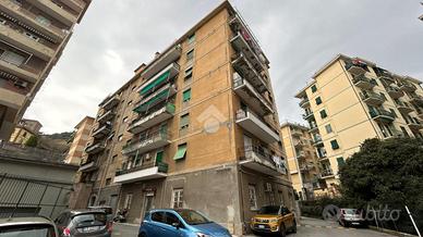 3 LOCALI A GENOVA
