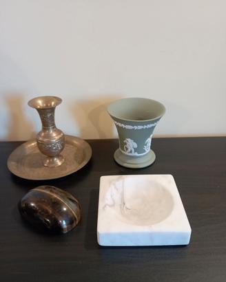 Occhio di gatto, marmo, ottone, Wedgwood.