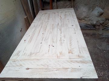 tavolo in stile provenzale 