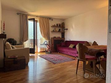 Appartamento di 86 m² con 3 locali e box auto a Bo