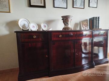 mobile basso stile inglese 