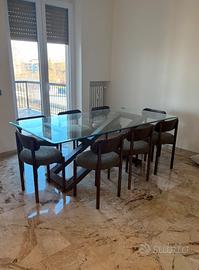 Tavolo da pranzo in vetro