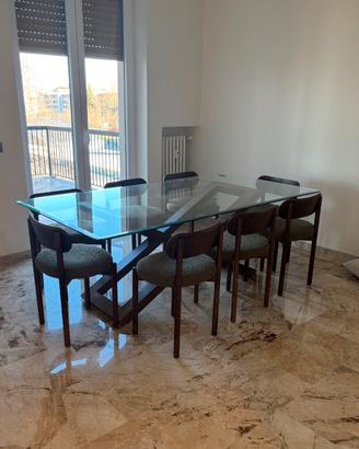 Tavolo da pranzo in vetro