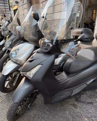 Sym hd 300 10000km in stato ottimale