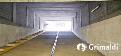 Box/Posto auto Milano [111/25VRG]