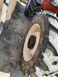 pneumatici  pirelli 380 /70 r 28 