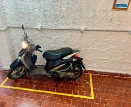 Posti moto/scooter/bici elettrica ?