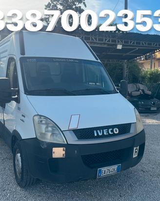 Iveco daily 35/S E4 passo medio tetto alto coibend