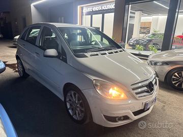Mercedes-benz B 170 180 NGT BlueEFFICIENCY Chrome