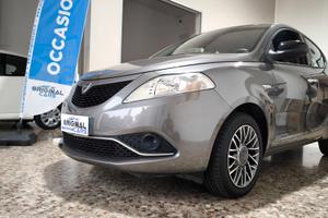 Lancia Ypsilon 1.2 69 CV 5 porte Gold