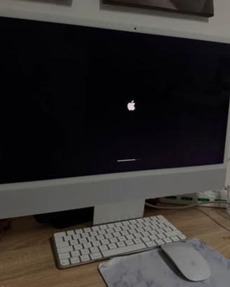 IMAC 24” M3 COLOR ARGENTO COMPRESO DI TASTIERA