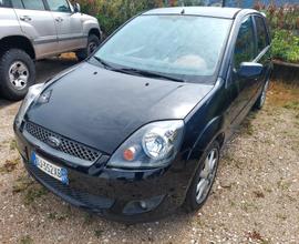 Ford Fiesta 1.4 TDCi 5p. Ghia SI NEOPATENTATI