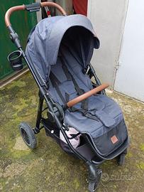 passeggino fronte mamma/strada
