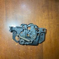 Serratura cofano anteriore Ford puma st-line 2023