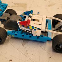LEGO Technic Inseguimento della Polizia, Macchina