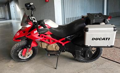 peg Perego ducati enduro a batteria 