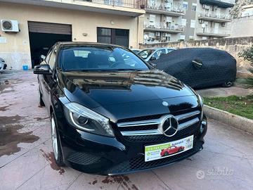 MERCEDES-BENZ A200 CDI 136CV 2015 SPORT