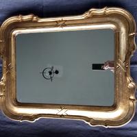 Specchio vecchio del novecento con foglia oro