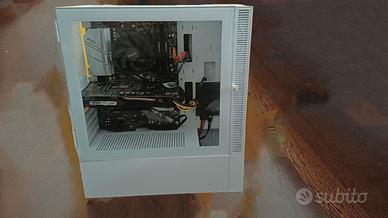 PC Gaming White Edition – Ryzen 5 2600X | GTX 1650