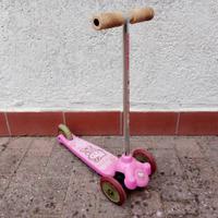 Monopattino a spinta per bambina colore rosa