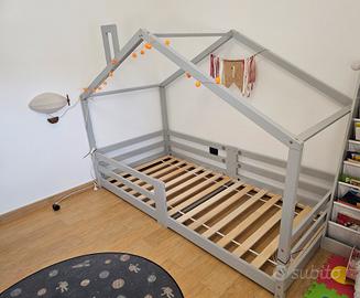 letto montessoriano a casetta 