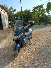 Scooter Suzuki Burgman 400