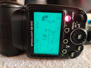 Nikon SB-910 Speedlight