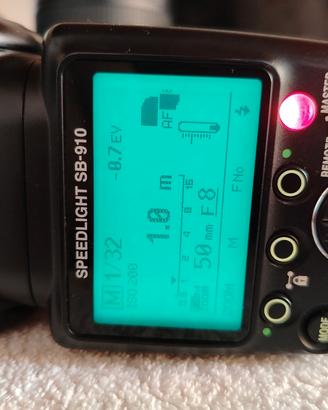 Nikon SB-910 Speedlight