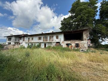RUSTICO A CAVOUR