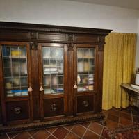 Libreria antica in stile rinascimentale