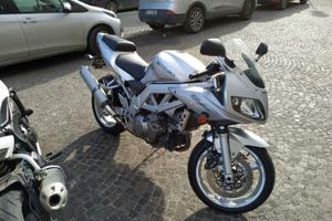 Sv1000s