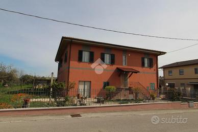 CASA INDIPENDENTE A CAMPLI