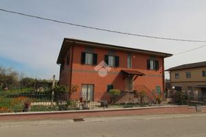 CASA INDIPENDENTE A CAMPLI