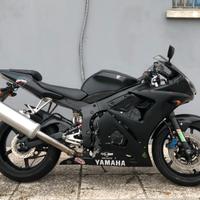 Yamaha YZF R6 - 2003