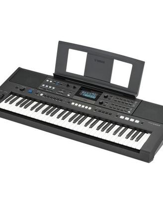 Yamaha PSR E583