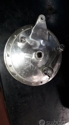 mozzo posteriore completo SUZUKI GT 550 1973