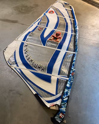 Vela windsurf 4.7
