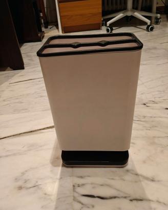 Porta ombrelli bianco di plastica